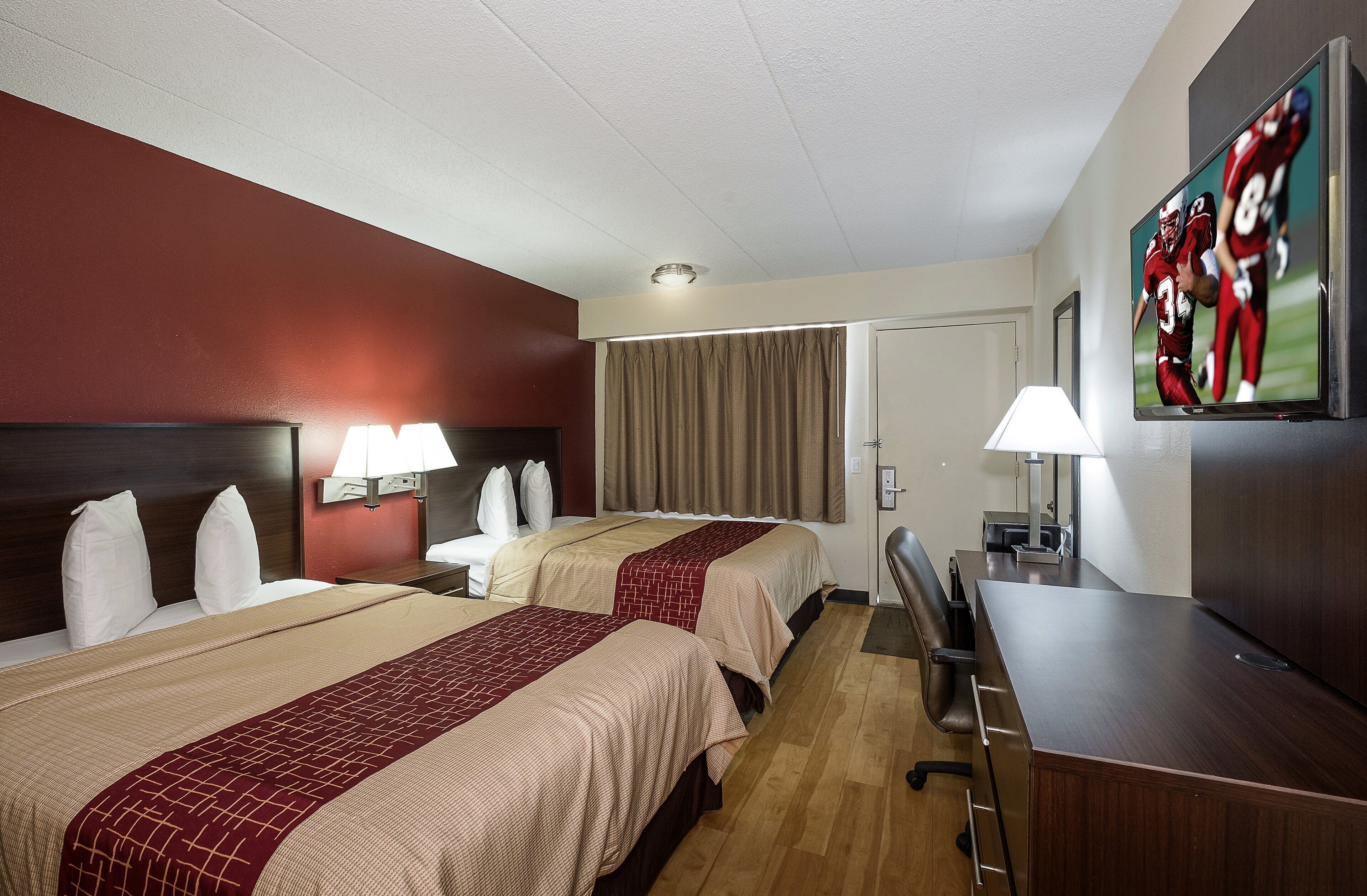 In-room safe, desk, laptop workspace, blackout drapes