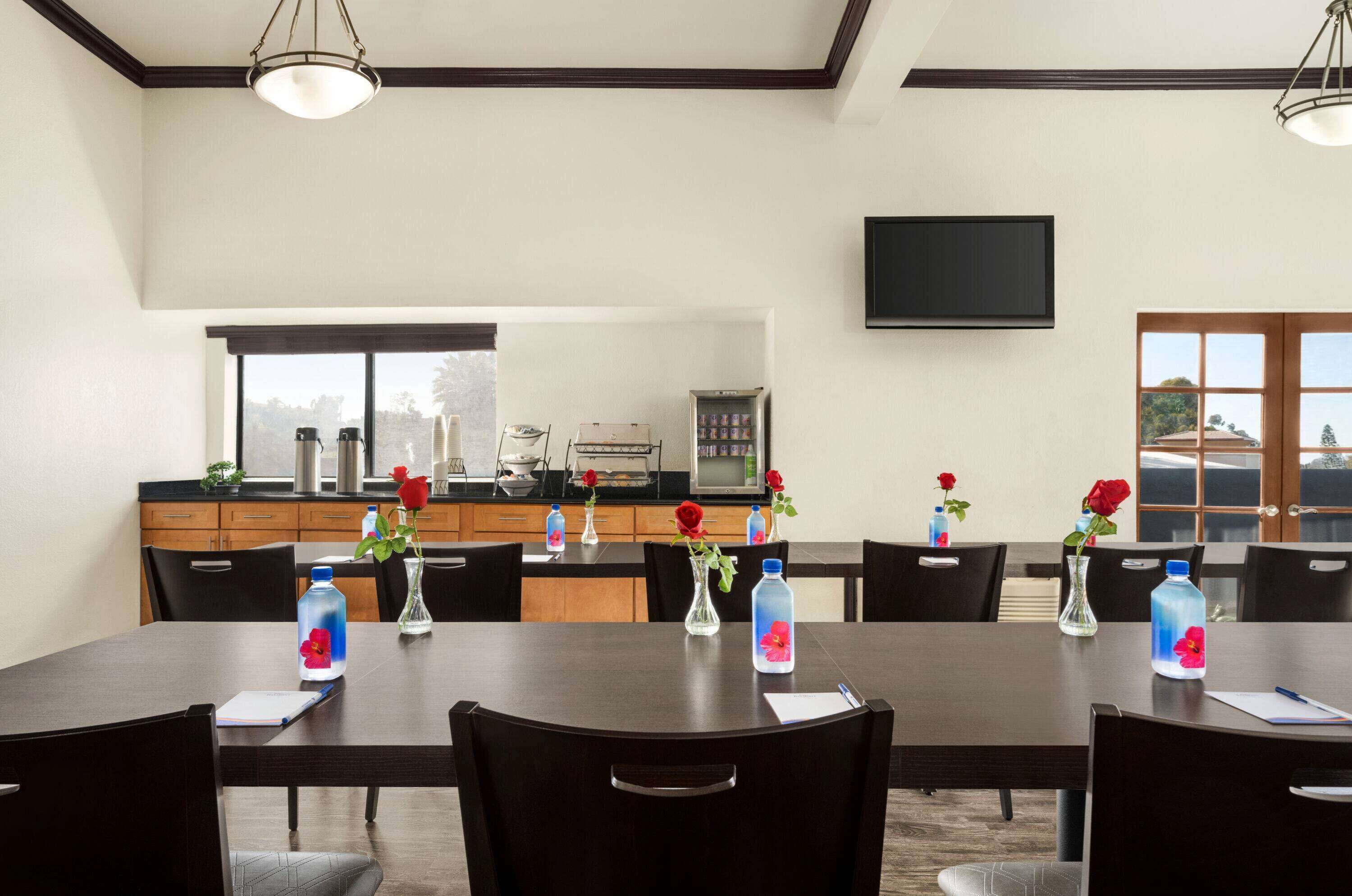 Foto - Baymont by Wyndham Monterey Park