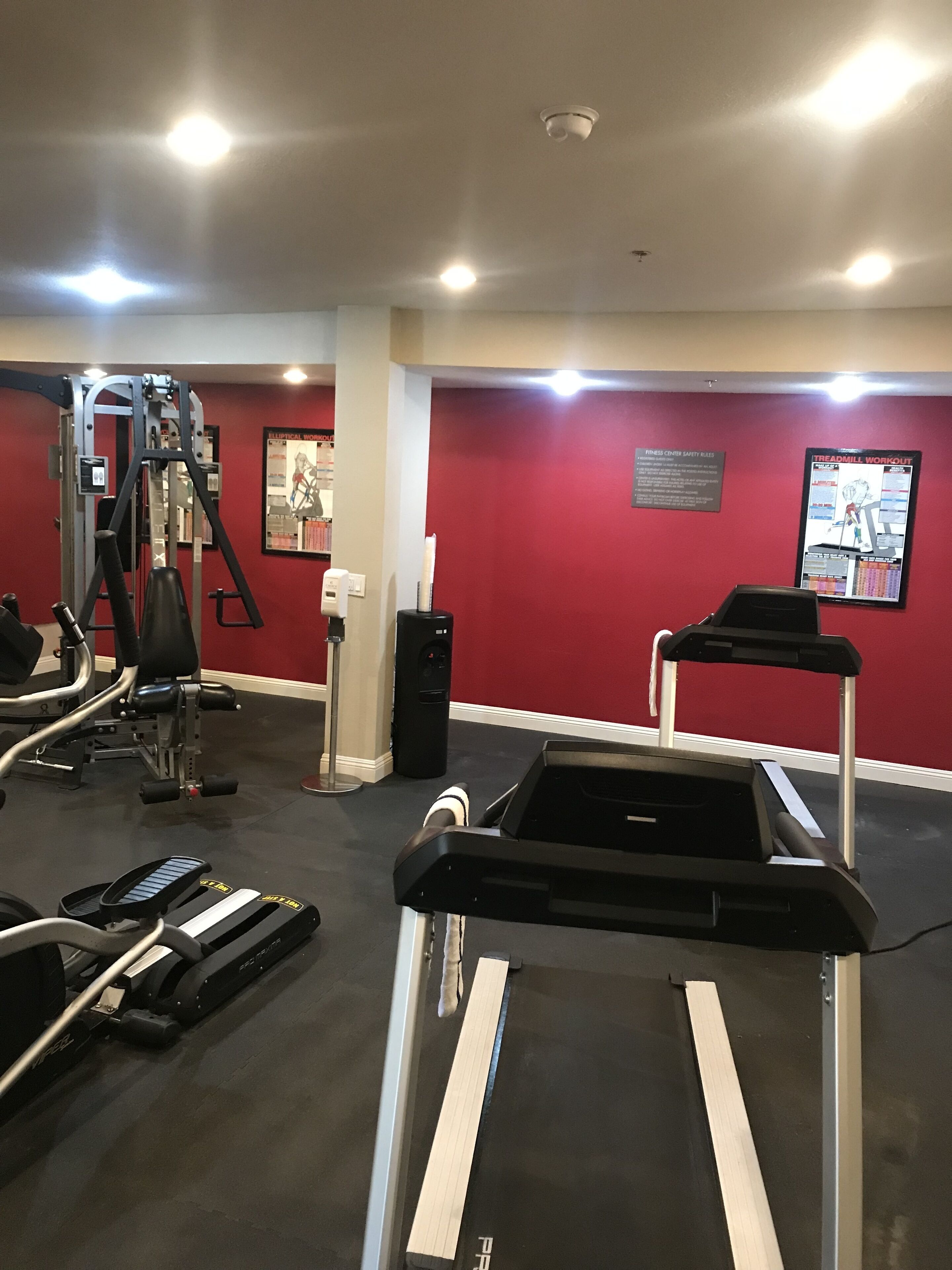 Photo - Comfort Inn & Suites Orange County John Wayne Airport