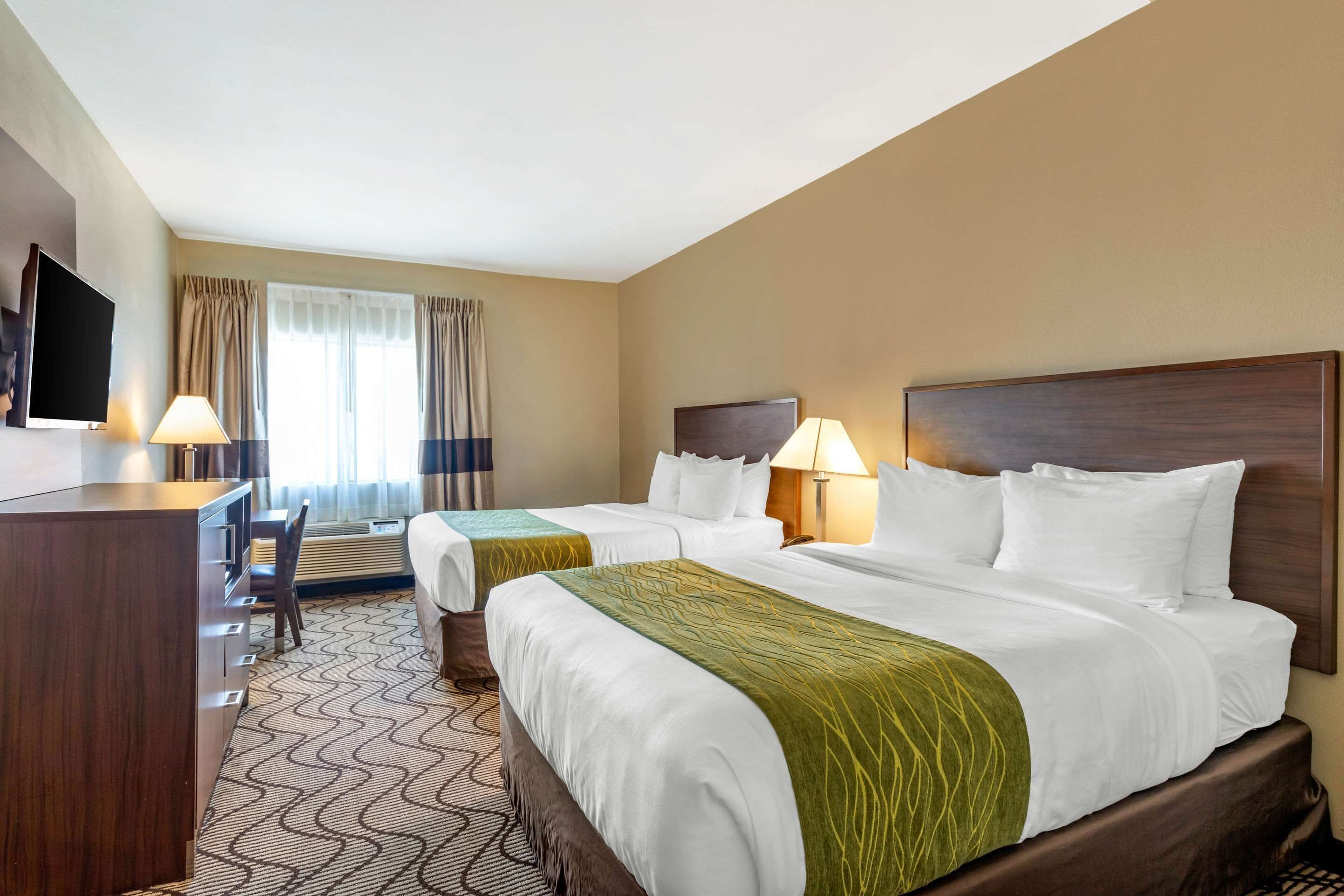 Foto - Comfort Inn & Suites Orange County John Wayne Airport