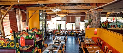 Breakfast, lunch and dinner served