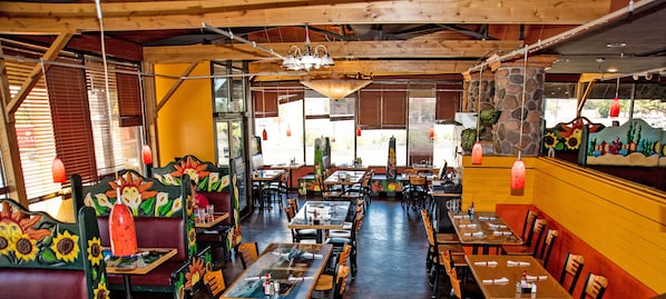 Breakfast, lunch and dinner served