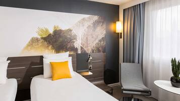 Superior Room, 2 Twin Beds | Premium bedding, in-room safe, desk, blackout drapes