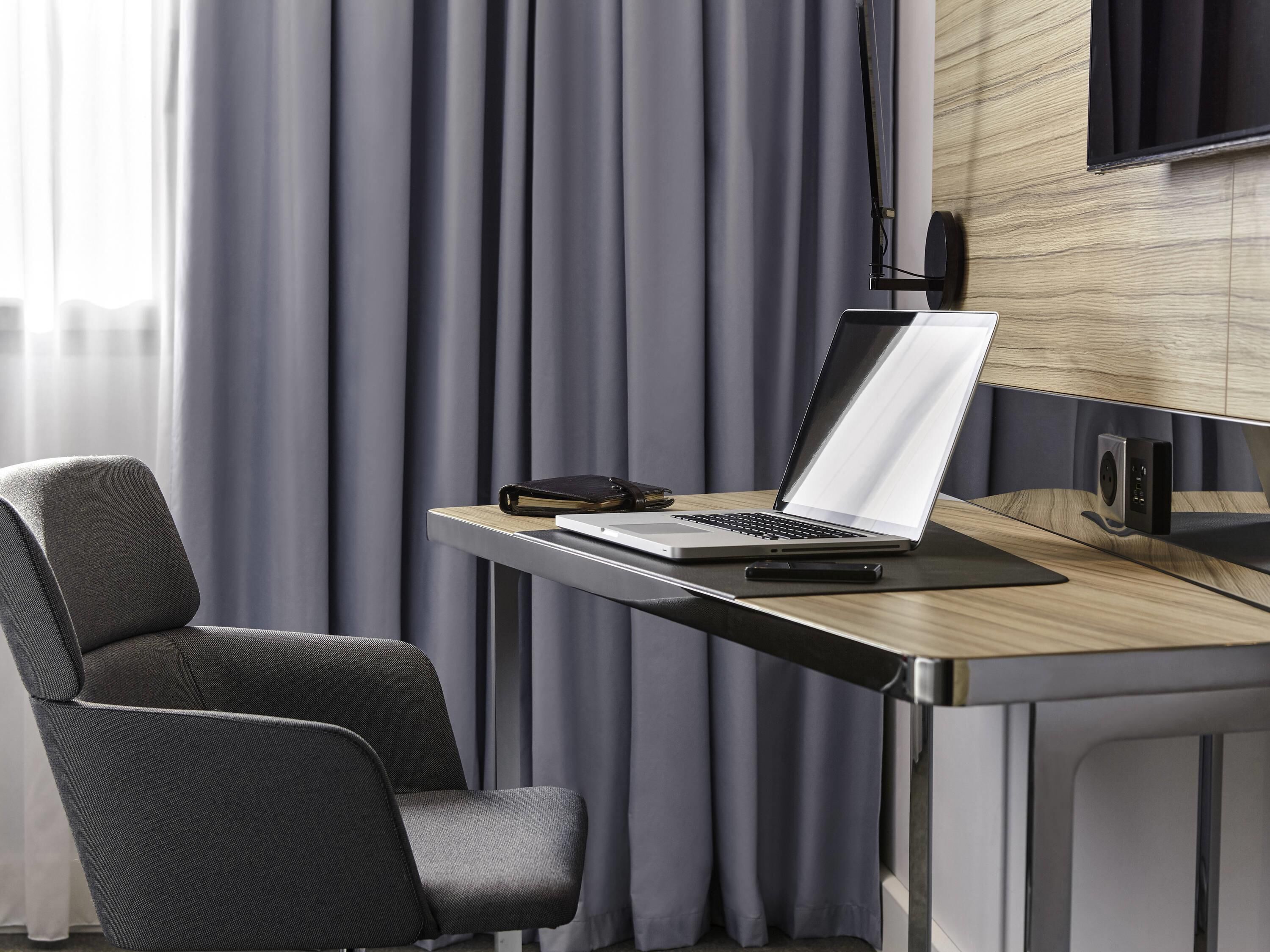 Premium bedding, in-room safe, desk, blackout curtains