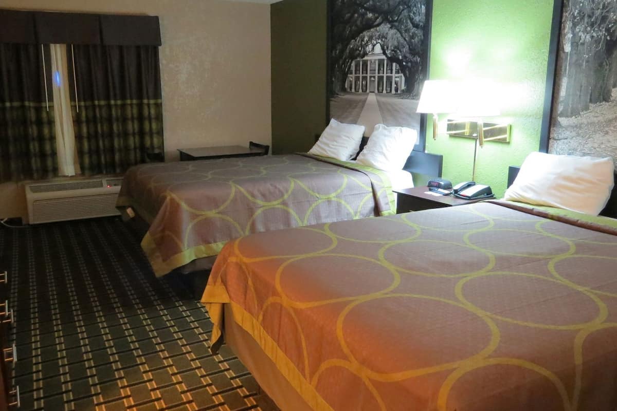 Desk, iron/ironing board, free WiFi, bed sheets