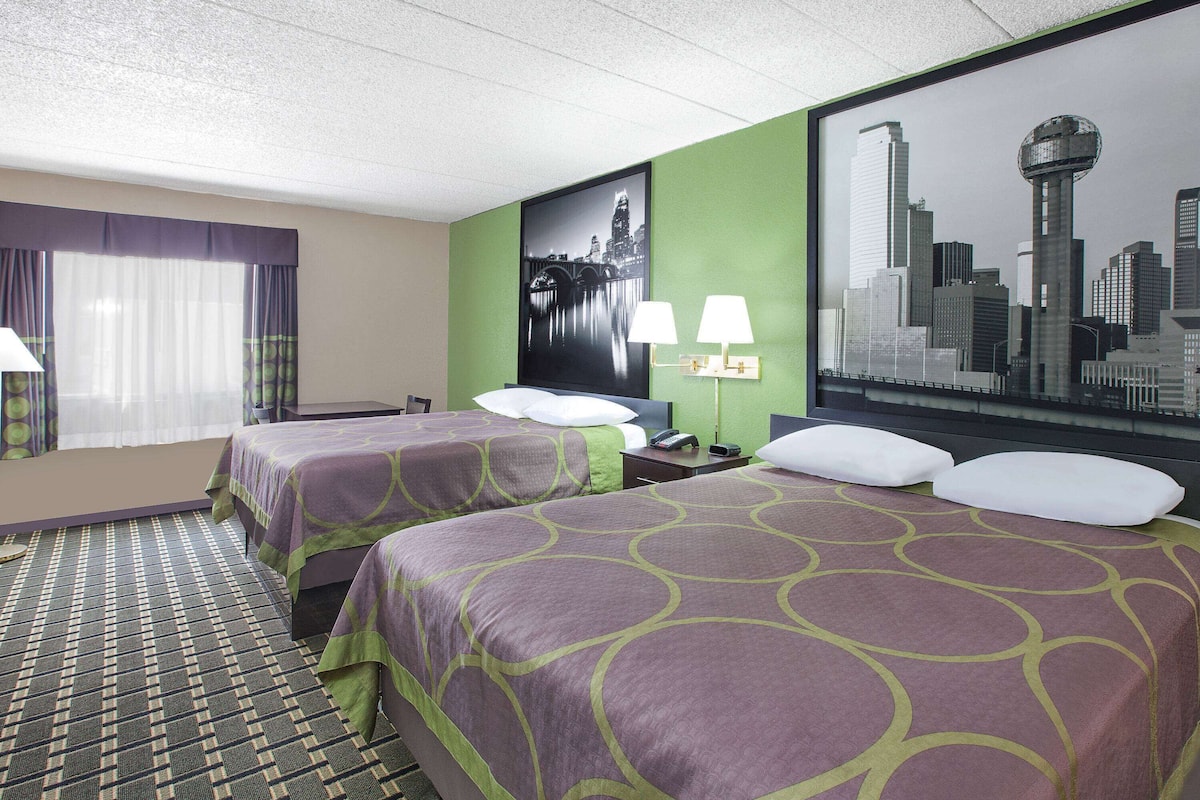 Desk, iron/ironing board, free WiFi, bed sheets