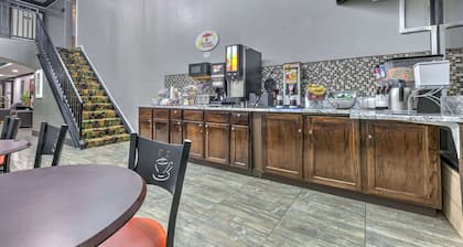 Super 8 by Wyndham Grand Prairie North