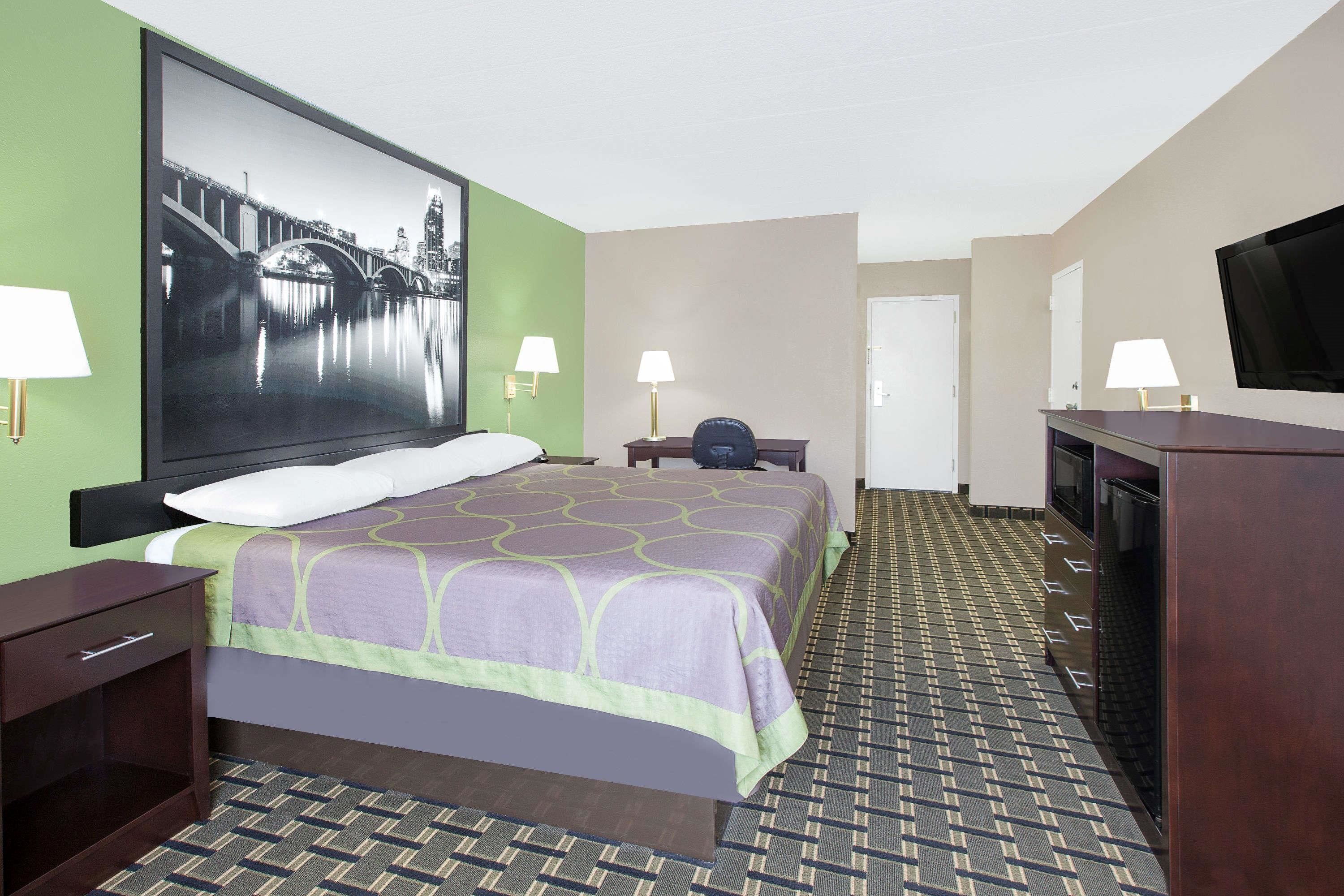 Desk, iron/ironing board, free WiFi, bed sheets