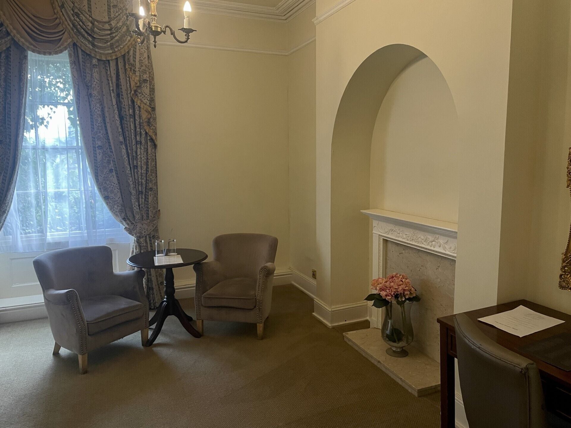 superior suite, 1 king bed | living area | 32-inch lcd tv with digital channels, tv