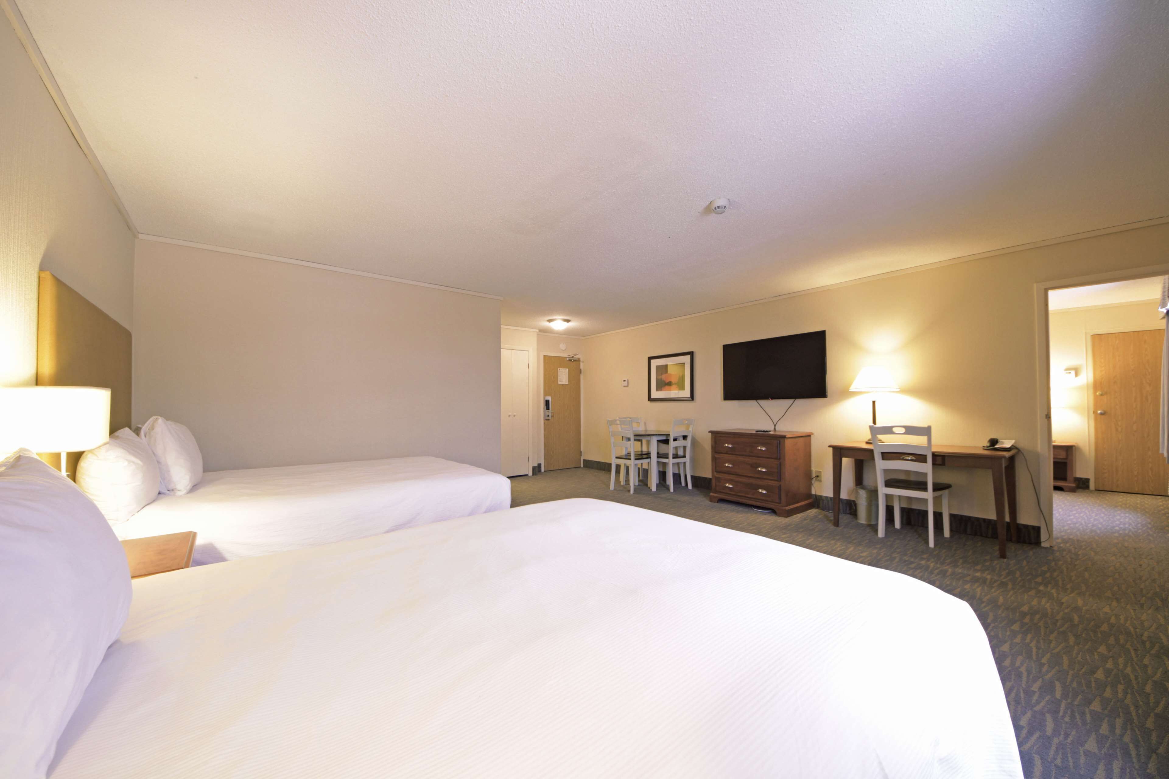 desk, blackout curtains, iron/ironing board, free wifi