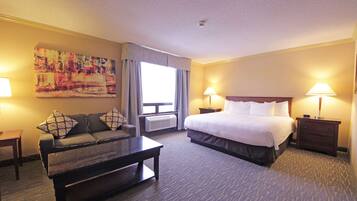 Suite, 1 King Bed, Non Smoking, Jetted Tub | Desk, blackout drapes, iron/ironing board, free WiFi