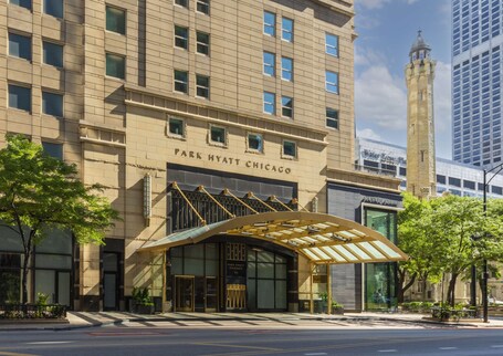 Park Hyatt Chicago - Image 19