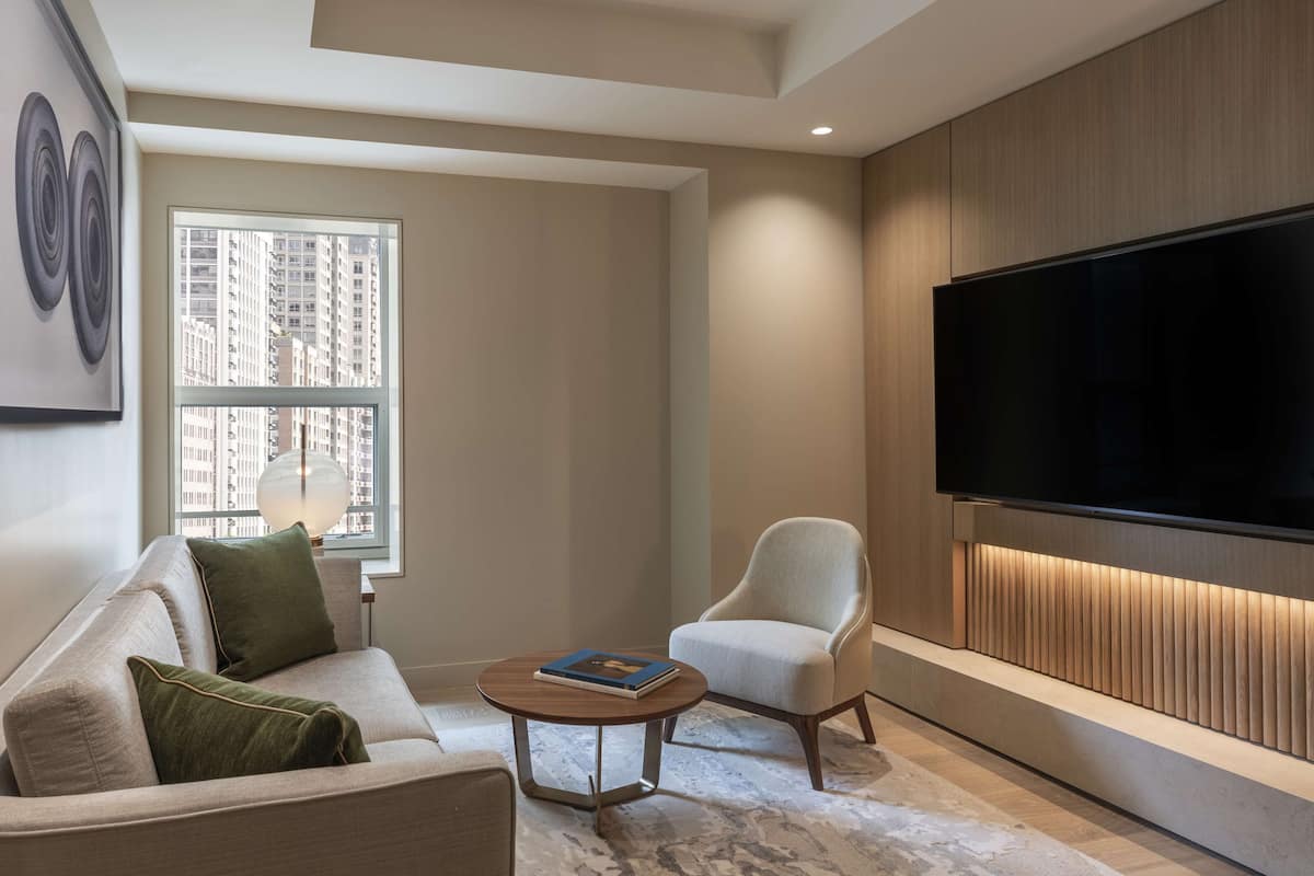 Suite (Nomi)