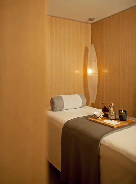 Park Hyatt Chicago - Image 35