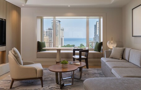 Park Hyatt Chicago - Image 30