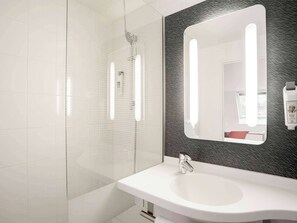 Ducha y bañera combinadas y artículos de higiene personal ecológicos