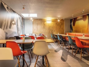 Daily buffet breakfast (EUR 12.90 per person)