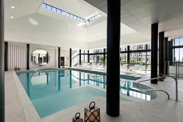 Indoor pool, sun loungers