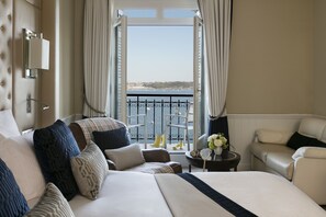 Kamer, uitzicht op zee (Prestige) | Luxe beddengoed, pillowtop-bedden, een minibar, een kluis op de kamer