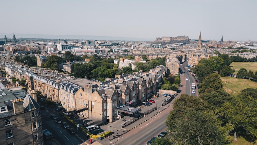 JA The Bruntsfield - Edinburgh