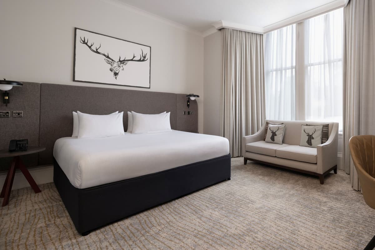 Chambre exécutive, 1 lit double, non-fumeur | Literie hypoallergénique, coffre-fort, fer et planche à repasser