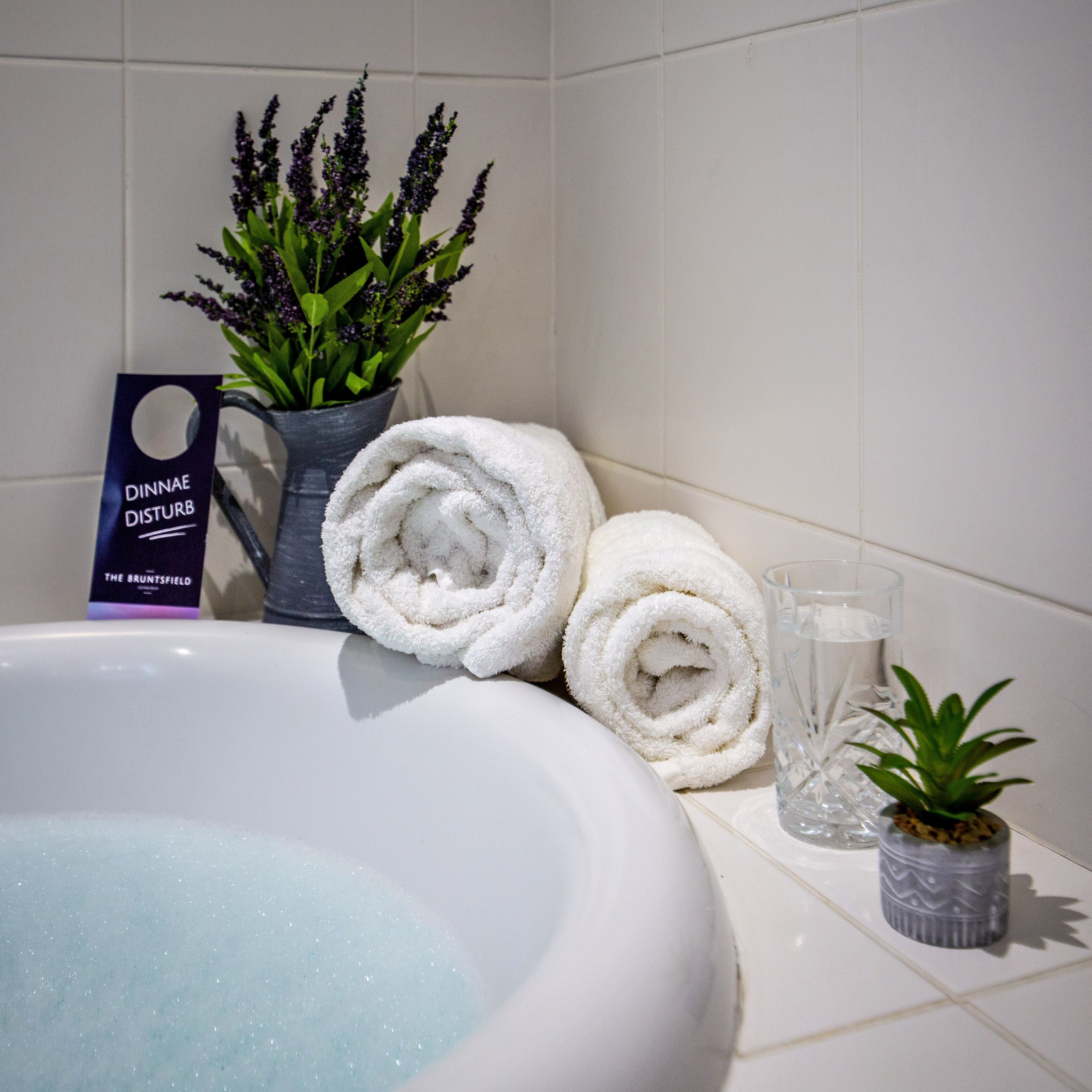 superior room, 1 double bed, non smoking | 1 bedroom, hypo-allergenic bedding, in-room safe, iron/ironing board