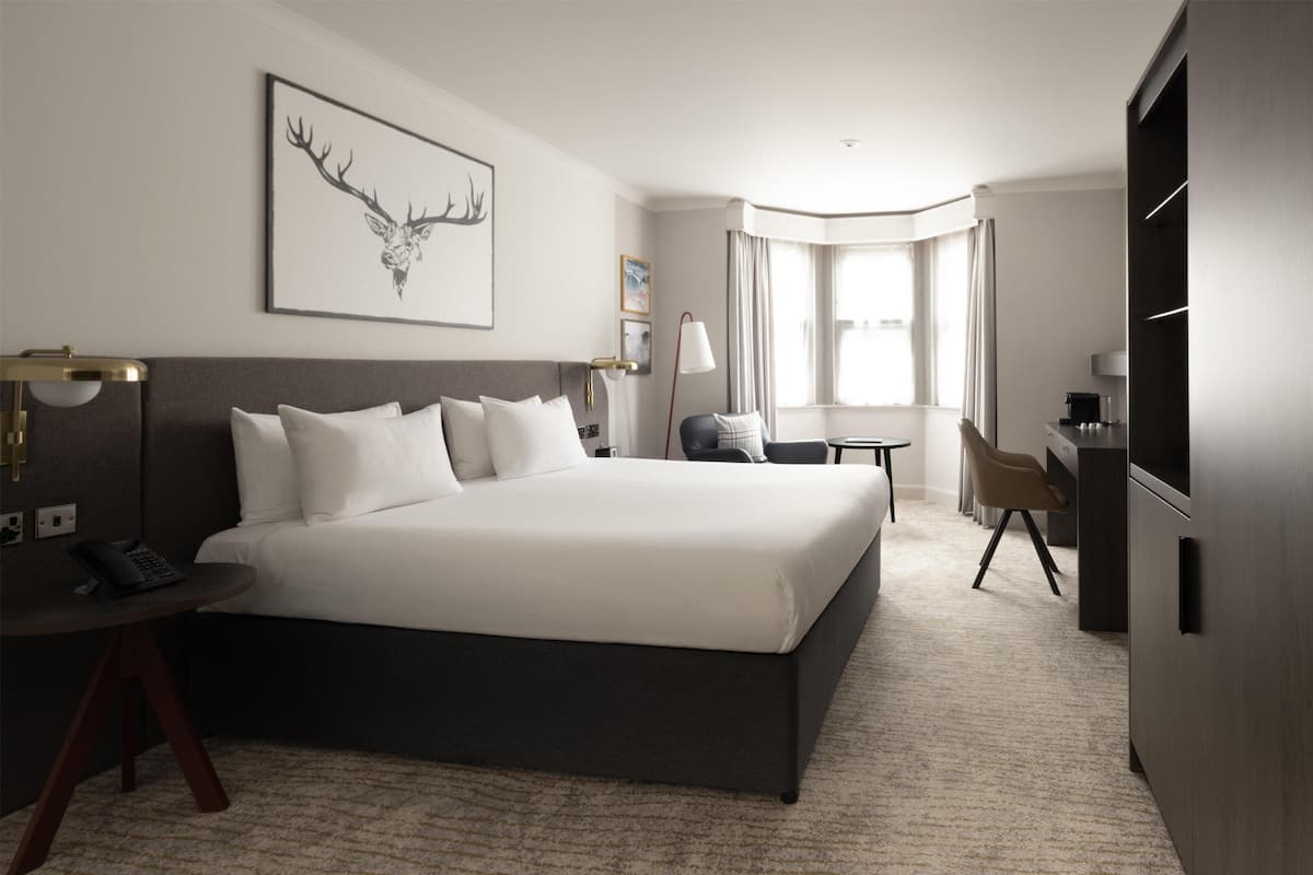 Executive-Zimmer, 1 Doppelbett, Nichtraucher | Allergikerbettwaren, Zimmersafe, Bügeleisen/Bügelbrett