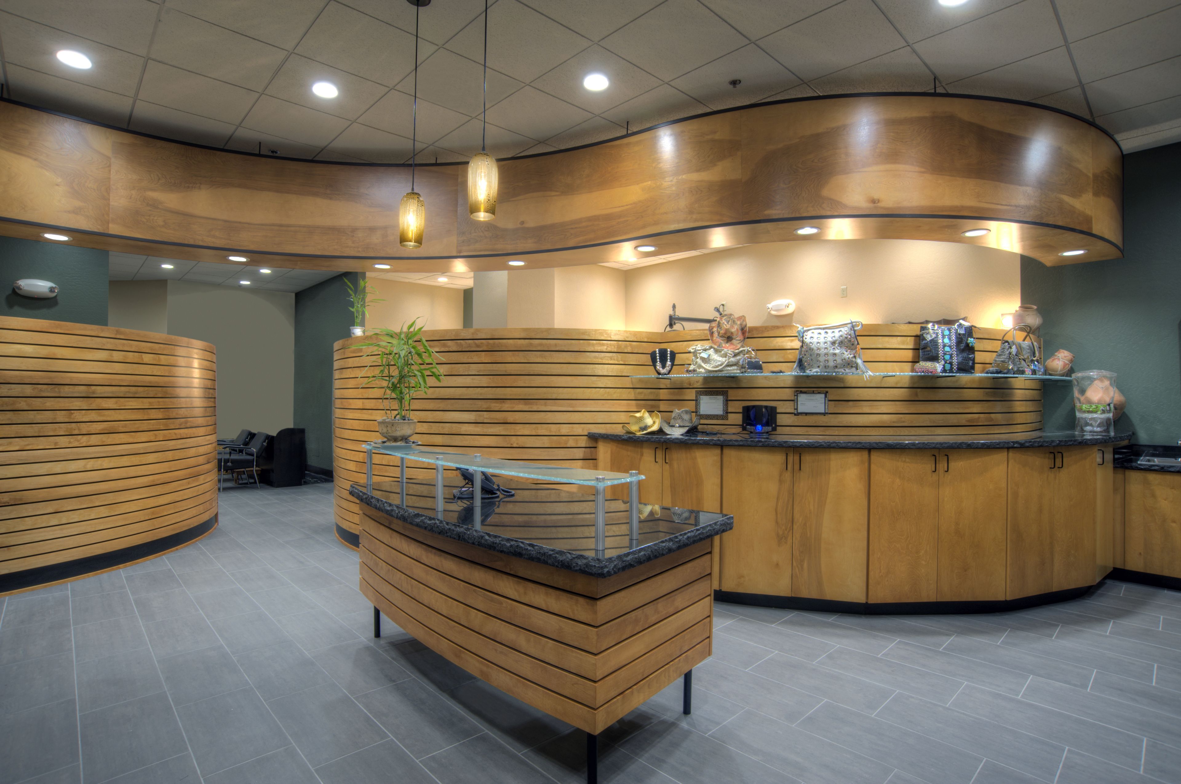 sauna, body treatments, aromatherapy, body wraps, body scrubs, facials