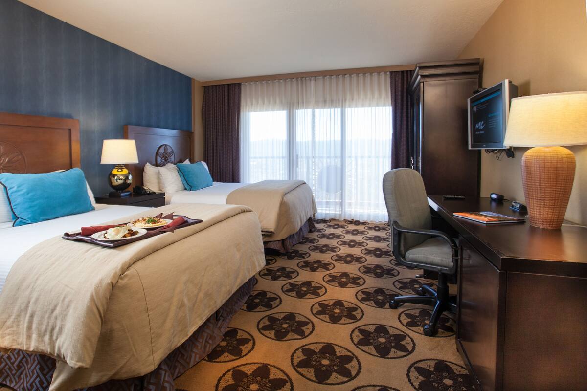 Suite, 2 Queen Beds