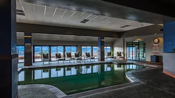 Bañera de hidromasaje interior