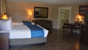 Deluxe Studio Suite, 2 Queen Beds, Non Smoking - Travelodge by Wyndham Trinidad (Trinidad)