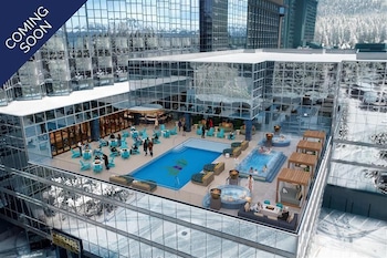 Rooftop pool at Caesars Republic Lake Tahoe - A Caesars Rewards Destination