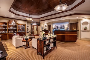 Sauna, steam room, body treatments, aromatherapy, hot stone massages