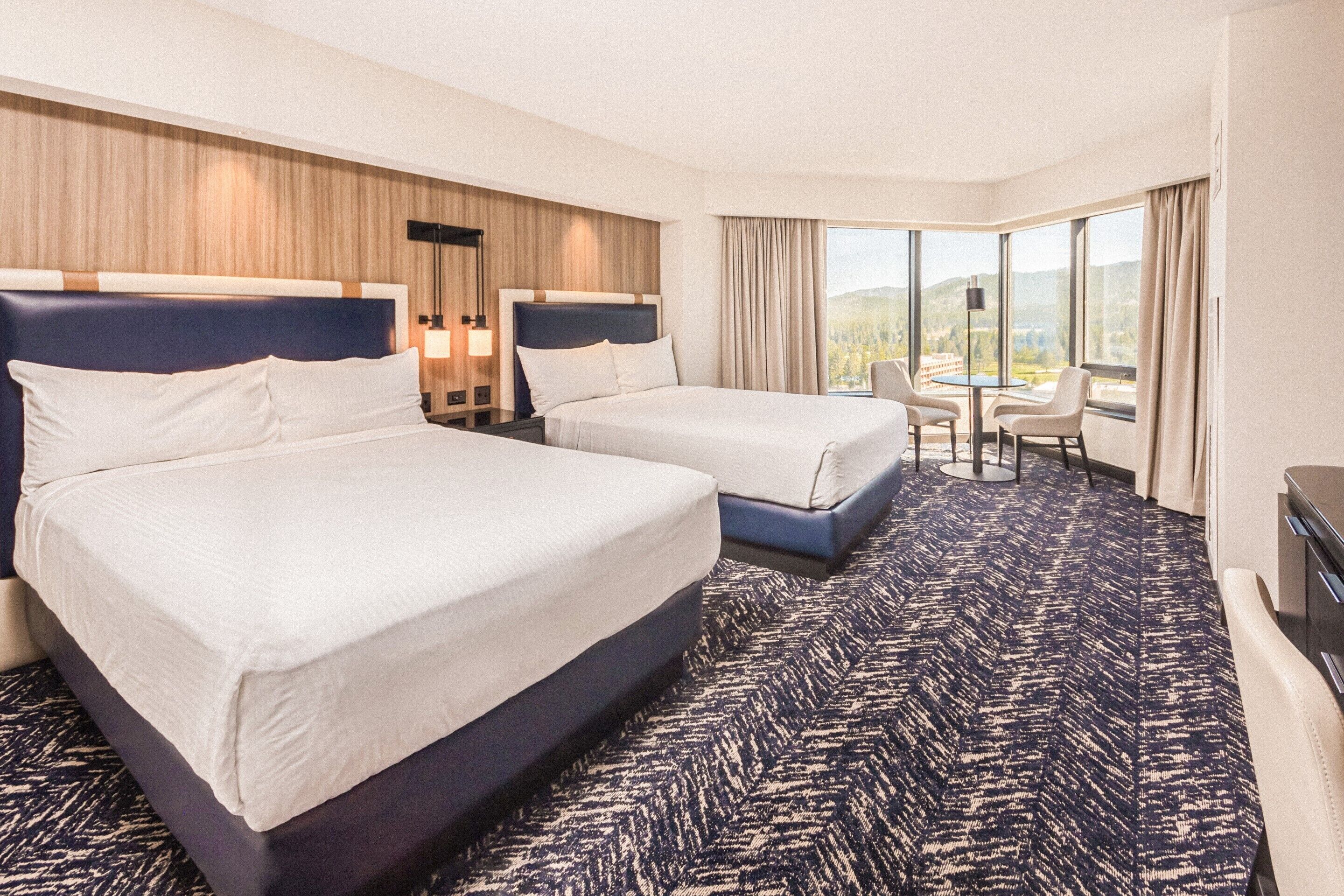 Romulus View Room, 2 Queens | เครื่องนอนระดับพรีเมียม, โต๊ะทำงาน, พื้นที่ทำงานแบบใช้แล็ปท็อป