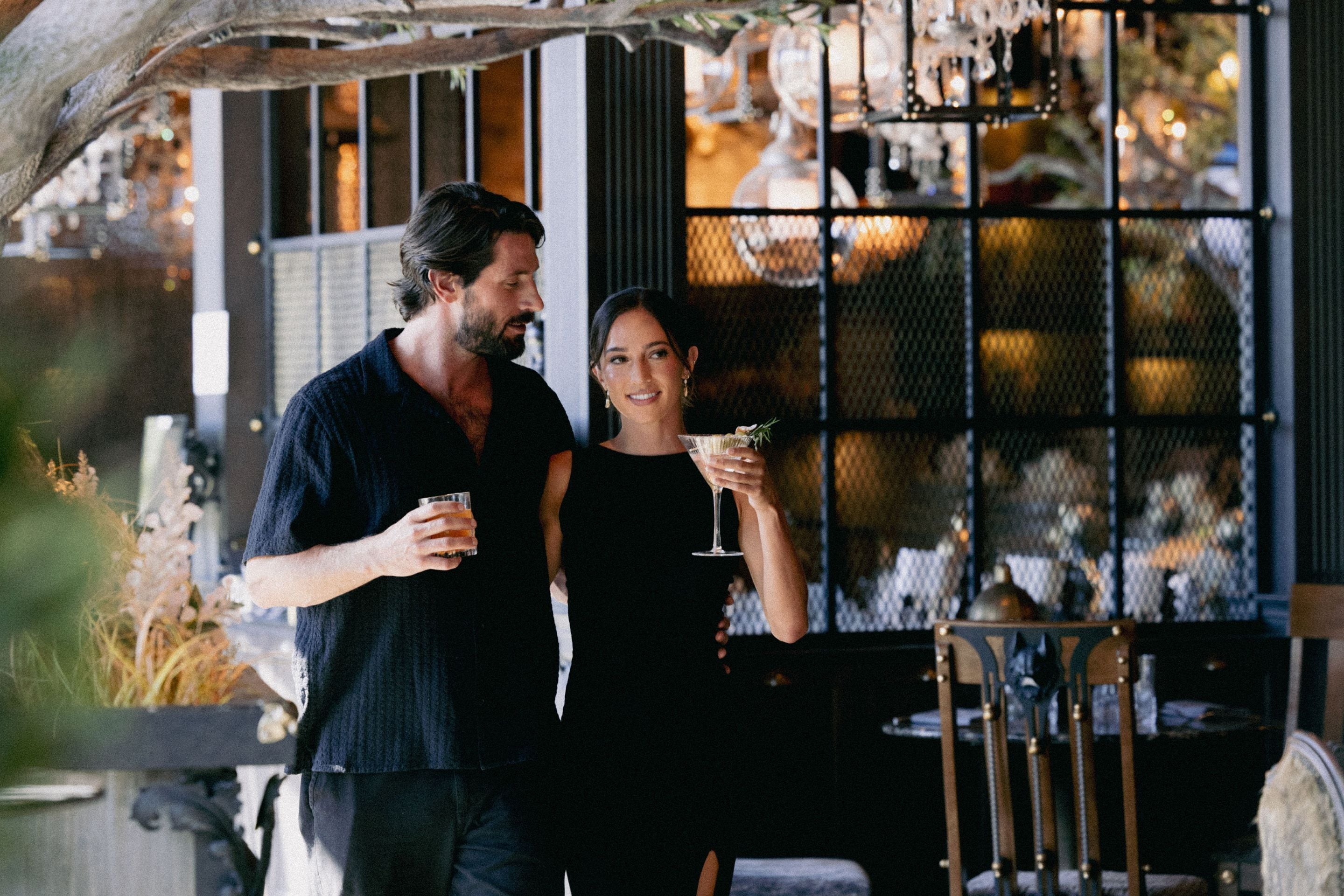 4 من المطاعم، حيث تُقدم وجبات الإفطار، العشاء، الأطباق الأمريكية