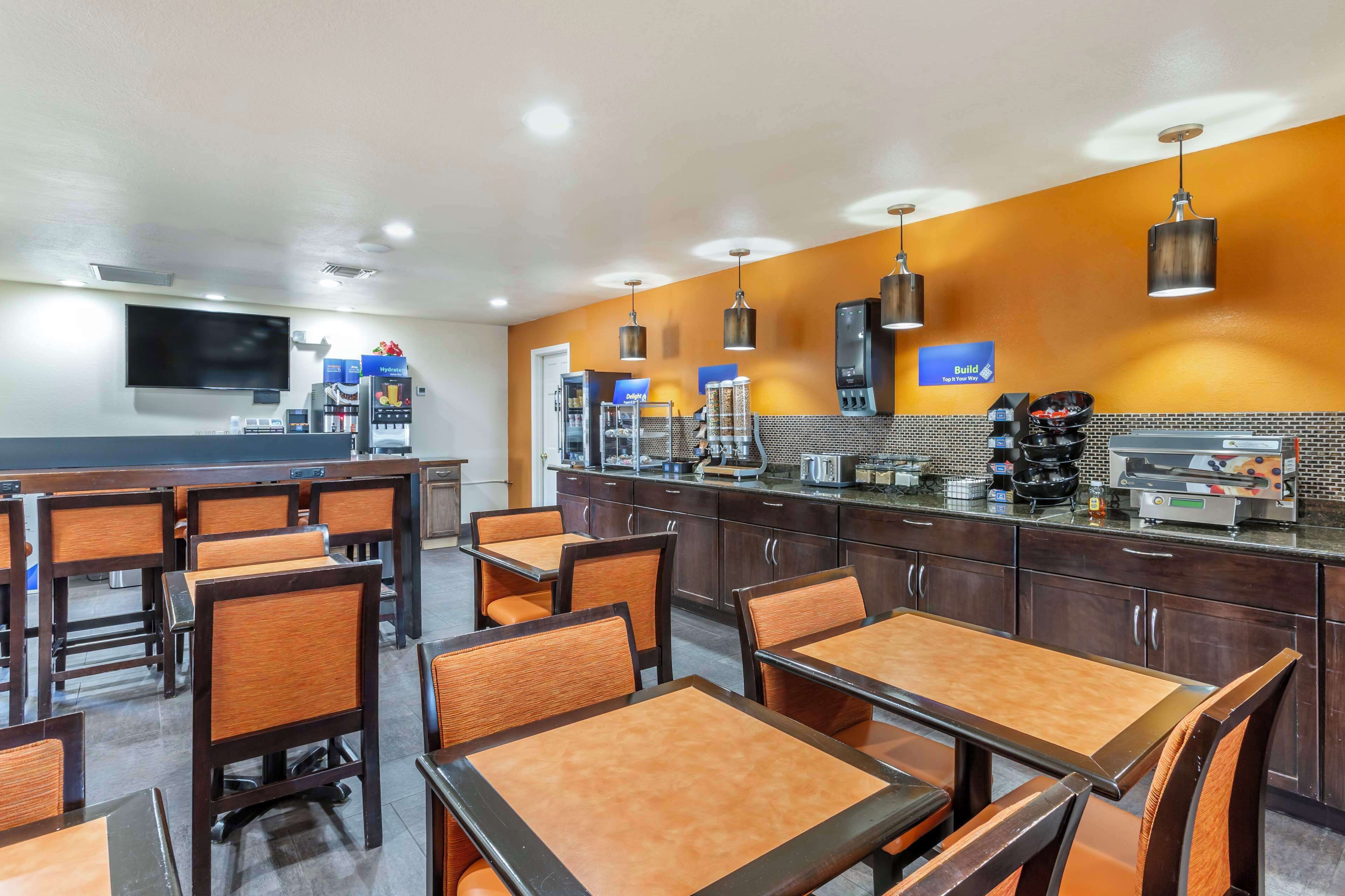 Free daily full breakfast