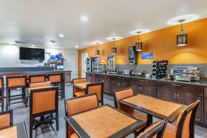 Komplett frokost er inkludert hver dag