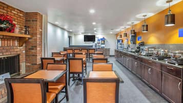 Desayuno completo incluido todos los días