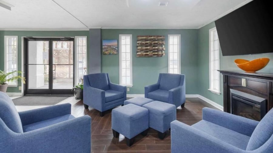 Downtown Inn & Studio Suites