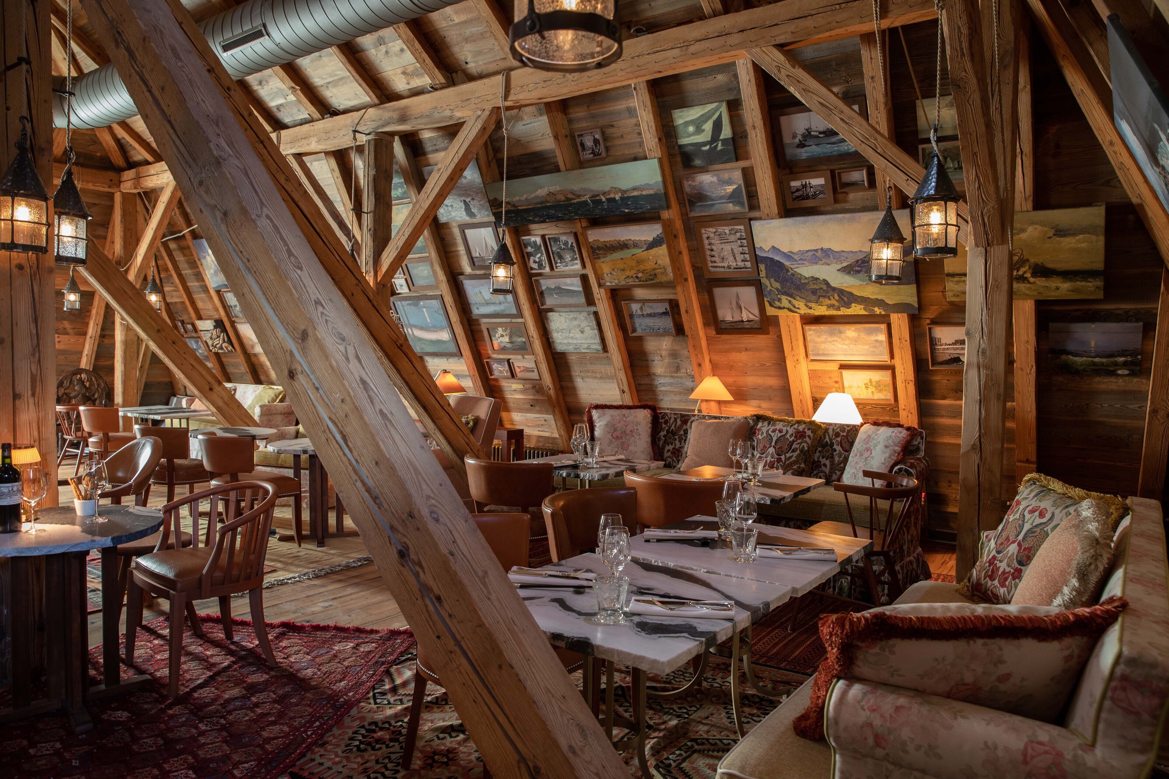 2 restaurants, breakfast, lunch, dinner served; asian cuisine