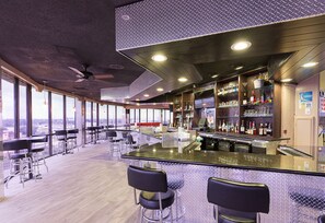 Bar (in der Unterkunft)