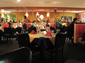 Daily buffet breakfast for a fee
