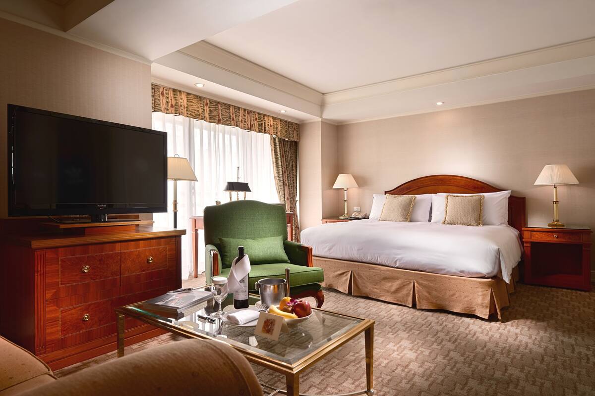 1 bedroom, minibar, in-room safe, desk