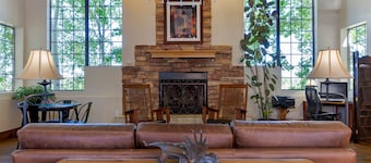 Best Western Paint Pony Lodge