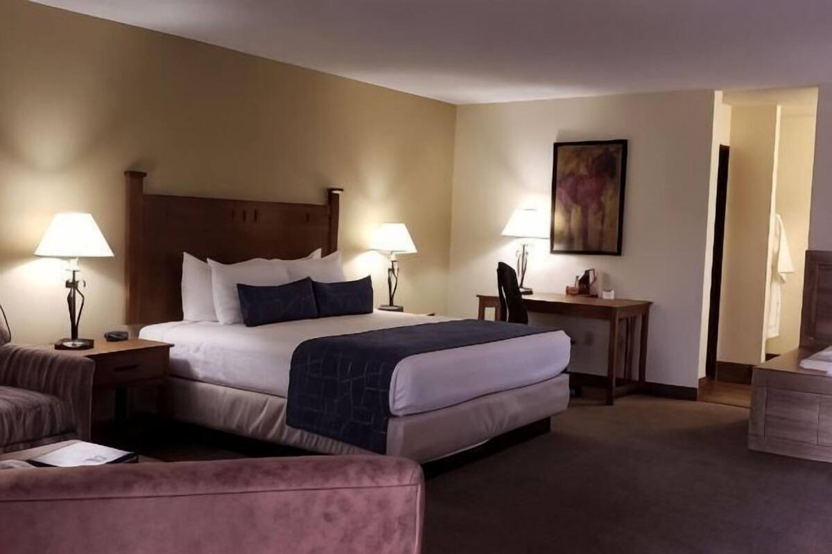 1 bedroom, desk, laptop workspace, iron/ironing board