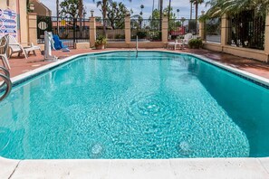 Piscina all'aperto