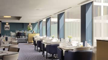 2 restaurants, Japanese cuisine