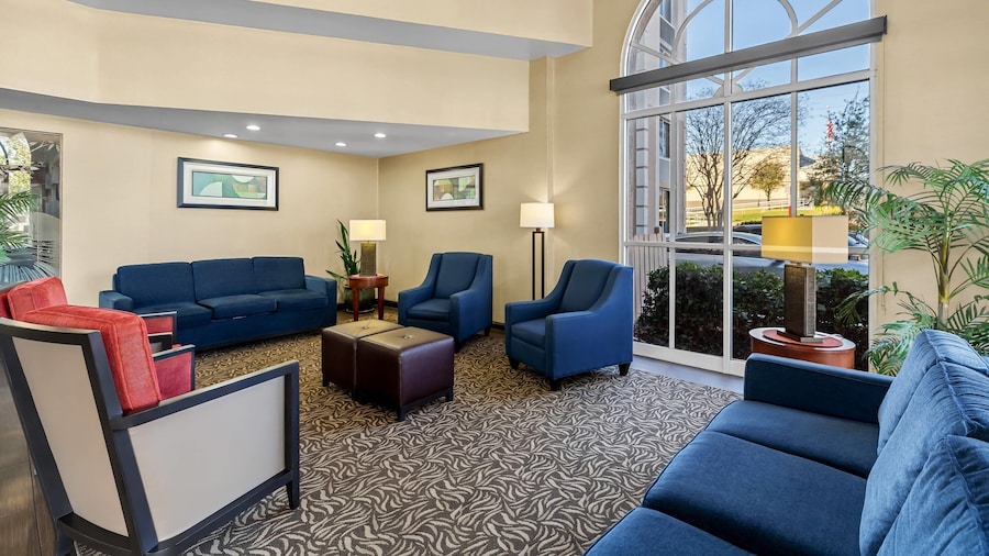 Comfort Inn & Suites Lakeland North I-4