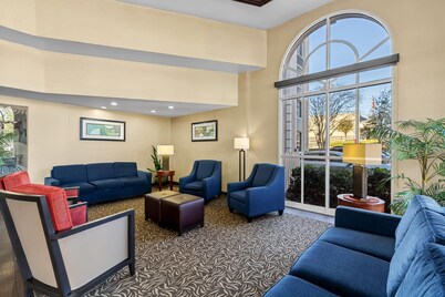 Comfort Inn & Suites Lakeland North I-4