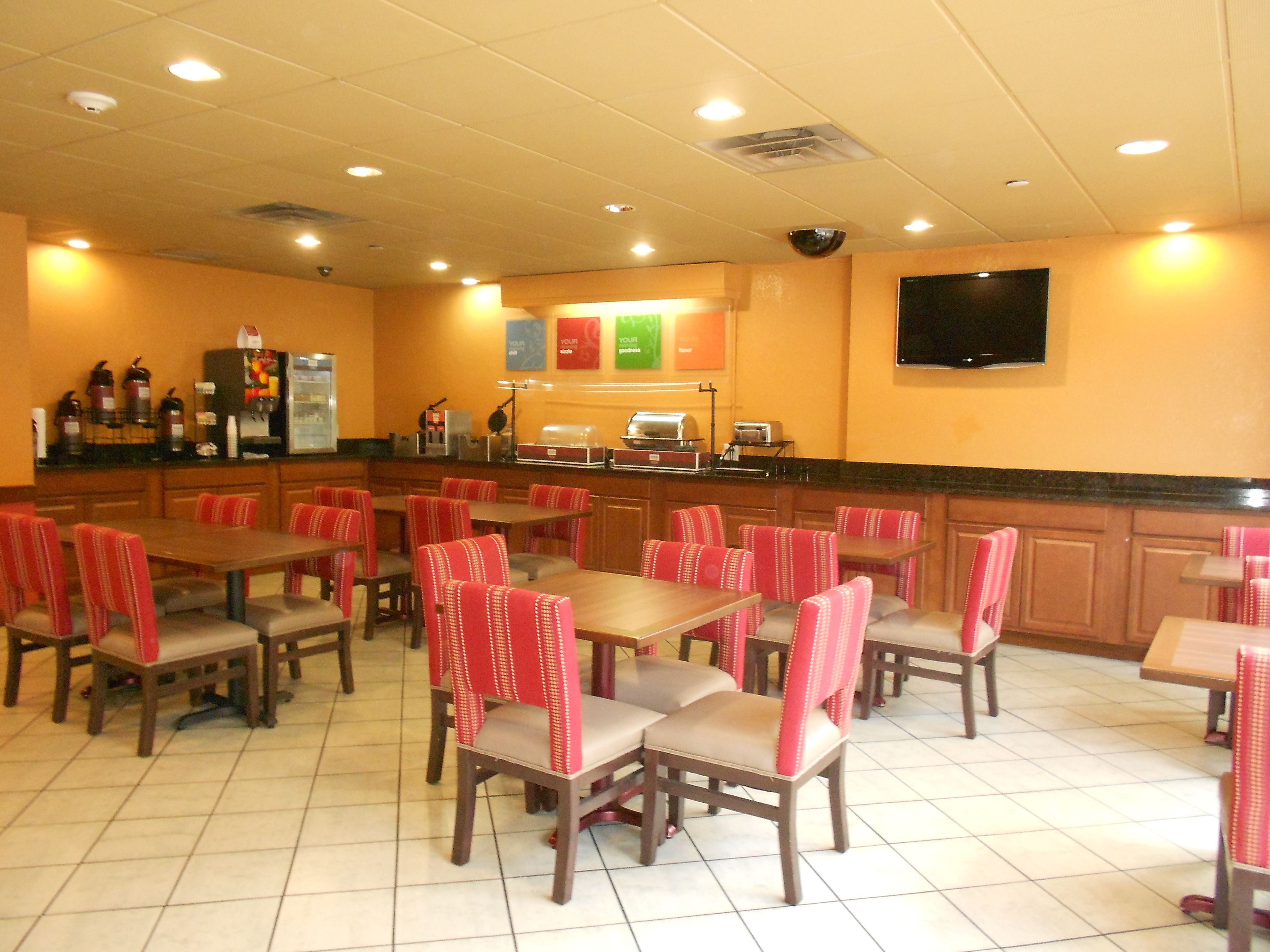 free daily self-service breakfast